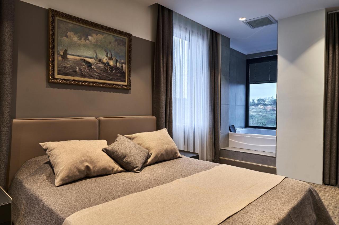 Selini Hotel Istanbul Airport Exteriör bild
