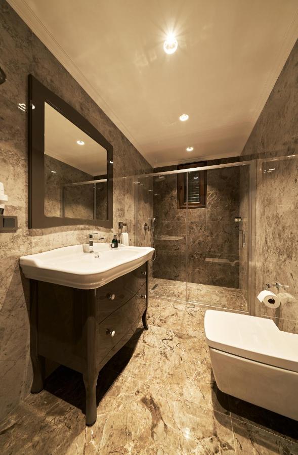 Selini Hotel Istanbul Airport Exteriör bild